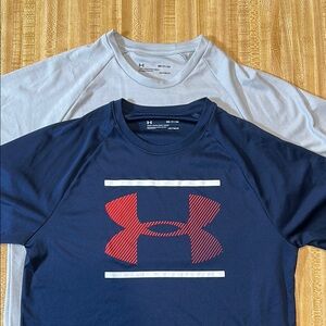 Under Armour Men's Navy and Gray Shirts